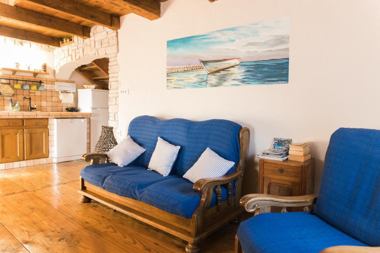 Rustic Apartment Mariva Ljubac  Bagian luar foto